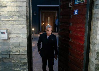 一场被加密交易员干预的罗马尼亚总统选举