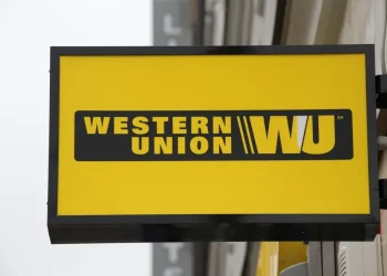 175岁的西联汇款：不只玩稳定币，还买了个数字钱包