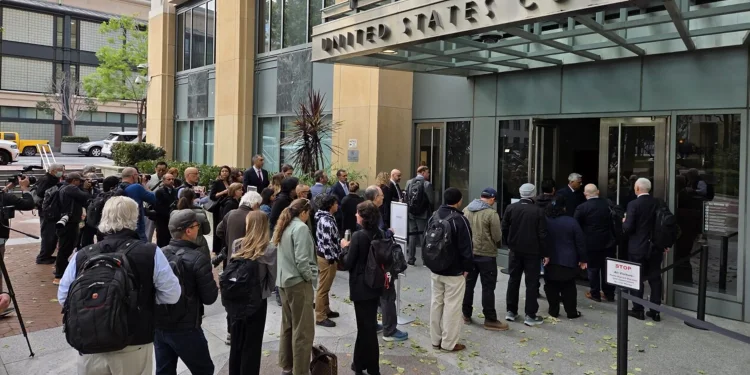 马斯克对决OpenAI庭审首日：理想主义的壳子被撕开