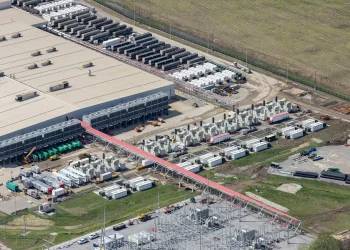 弱者防守、算力租金、IPO托底：马斯克为何必须买下Cursor