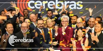 十年押注Cerebras：「晶圆级AI芯片」如何登上纳斯达克