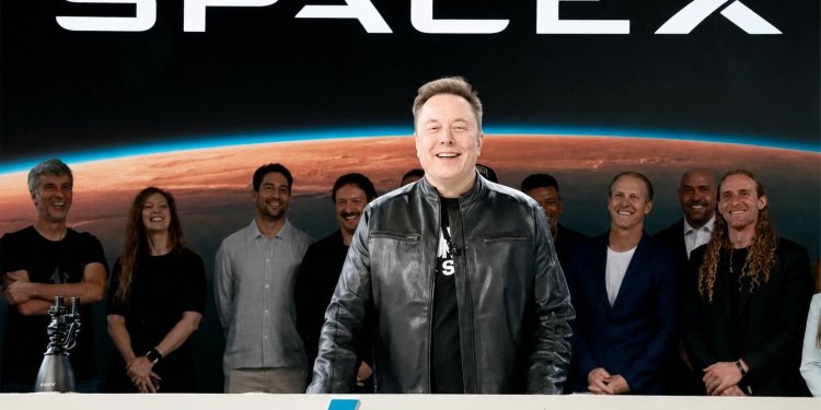 写在SpaceX首秀之后:2.1万亿美元市值,还值得追吗?