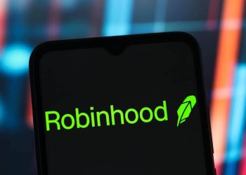 13条业务线年化收入破亿，Robinhood正迈向“超级金融App”
