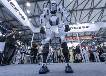 宇树科技IPO首日暴涨600%，为什么Unitree人形机器人概念引爆资本市场？